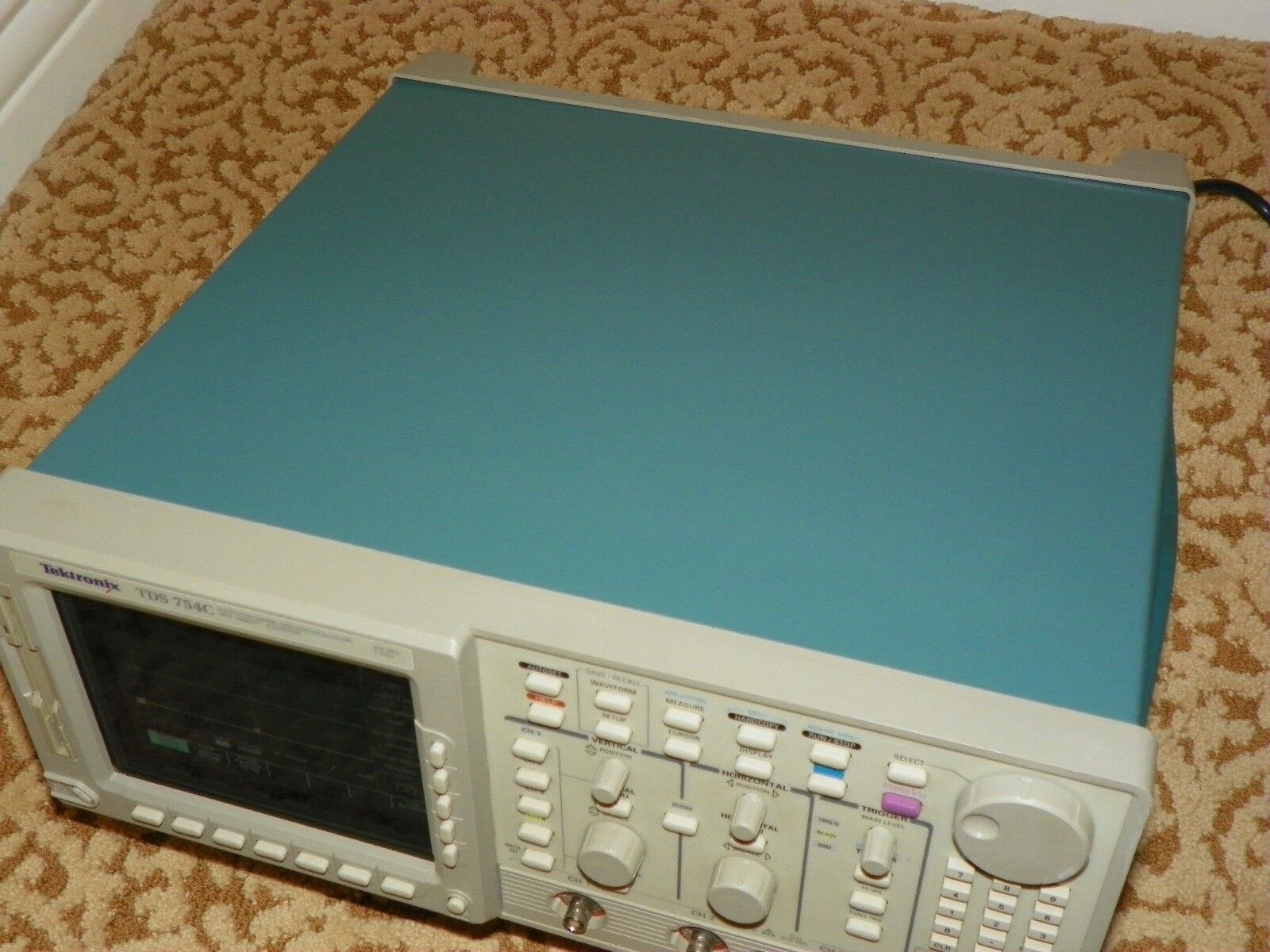 Tektronix TDS754C 500 Mhz oscilloscope w/opt 13-1F-2M-2F Tektronix TDS754C 500 Mhz oscilloscope w/opt 13-1F-2M-2F